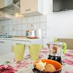 Mirela Апартаменты