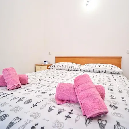 Mirela Apartment